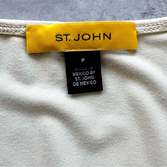 St. John V Neck Top, Cream, Size Petite - Picture 2 of 8